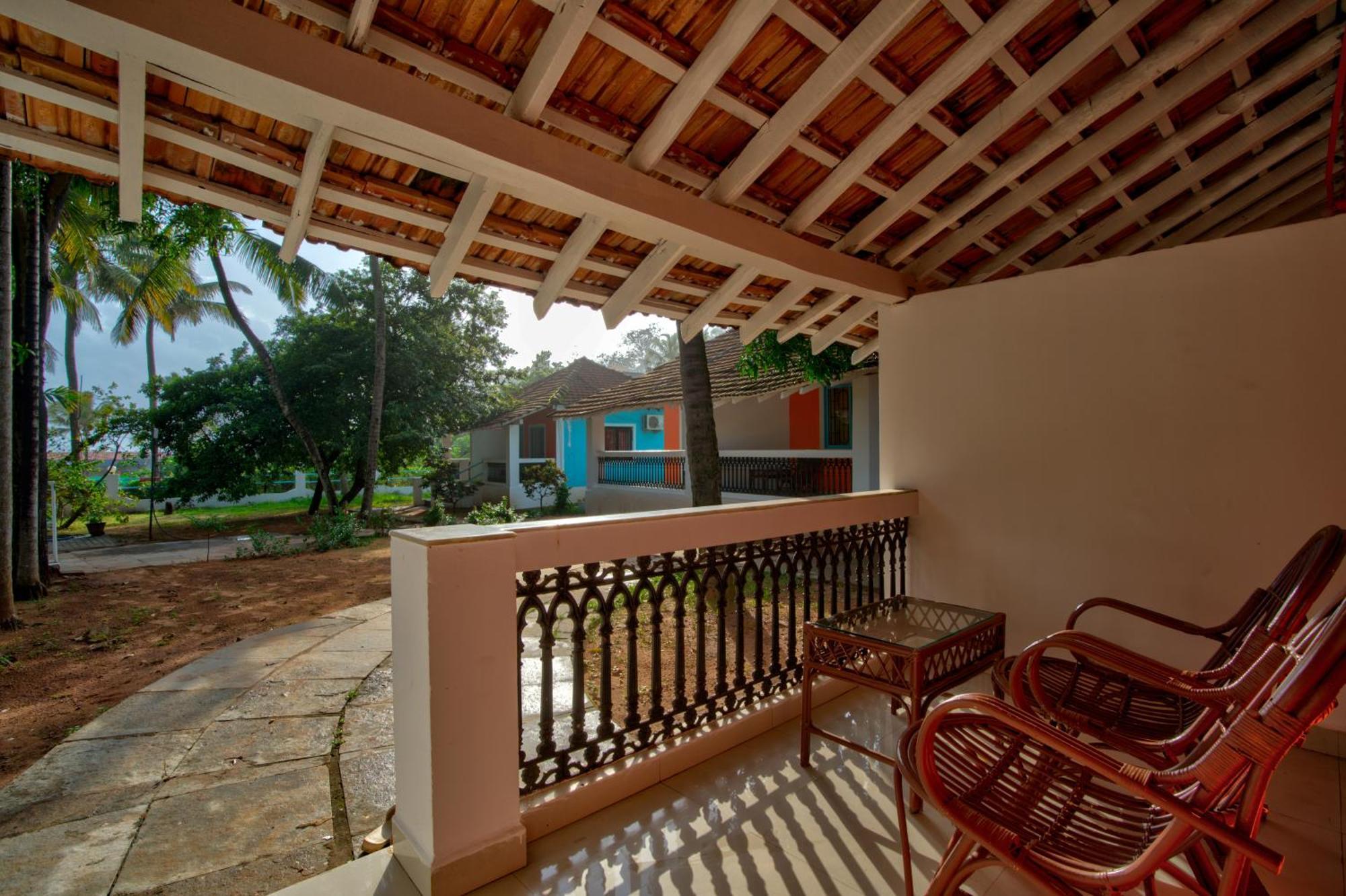 Papilio Beach Front Cottages-Tbv Baga Exterior foto